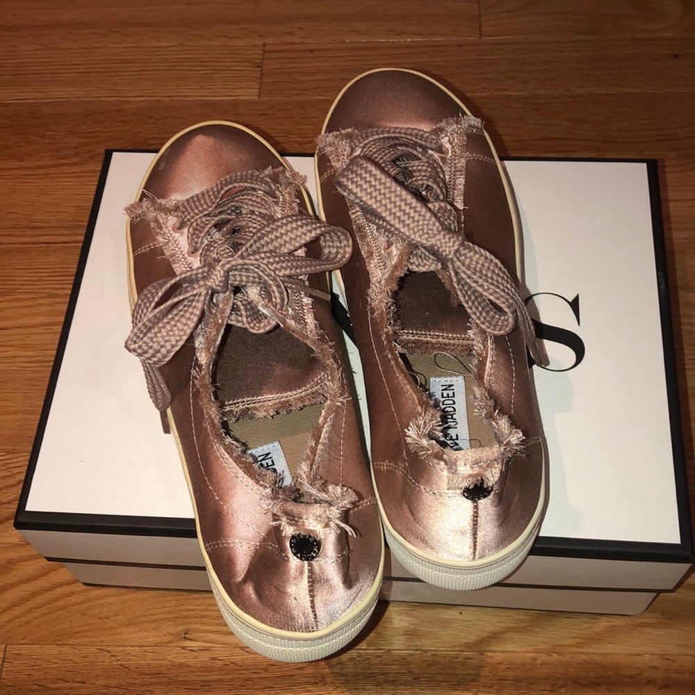 Brand New Steve Madden Pink Sneakers